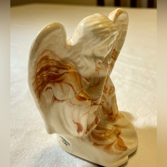 Alabama Clay Small Seating Angel Figurine Orange swirl Marble Porcelain - Picture 5 of 8